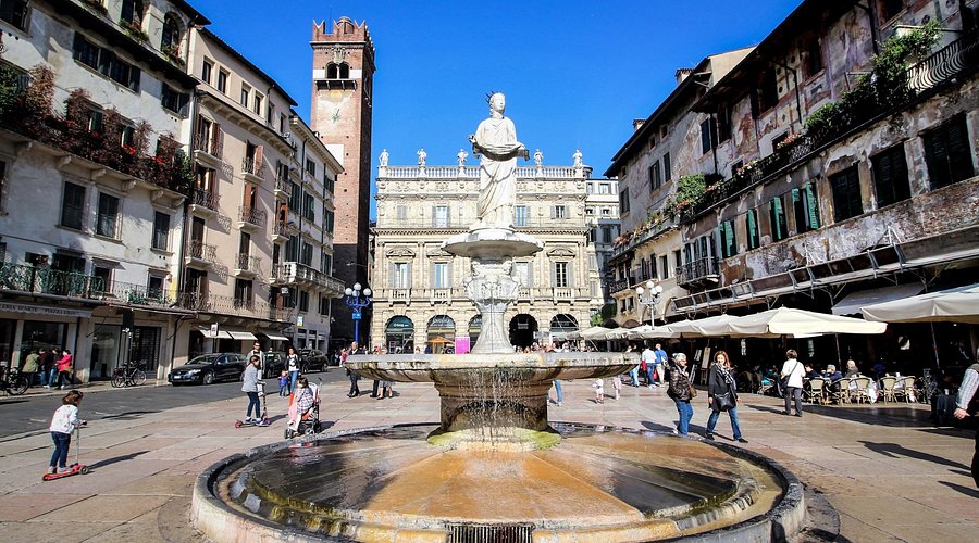 Poste Magistrali at the 141st Veronafil